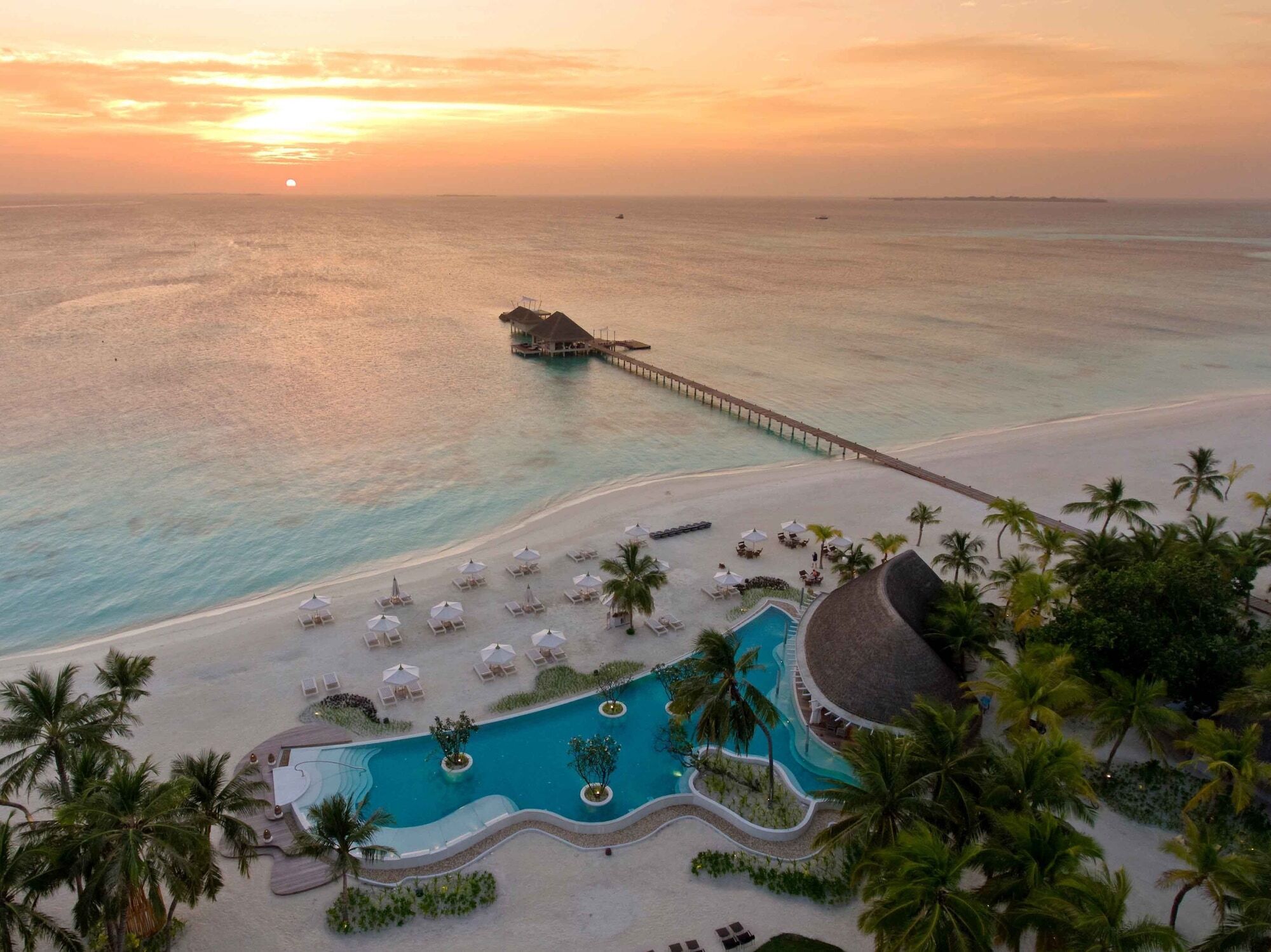 卡努呼拉岛马尔代夫酒店 拉薇亚妮环礁 外观 照片